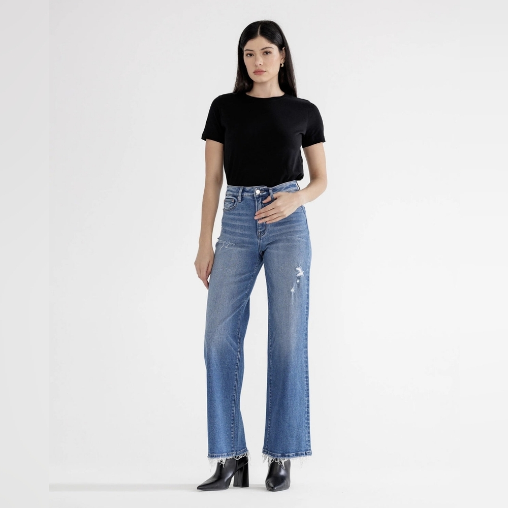 Mica 25 Super High Rise Wide Leg Jean In Devaux Distressed MDP-W180LT